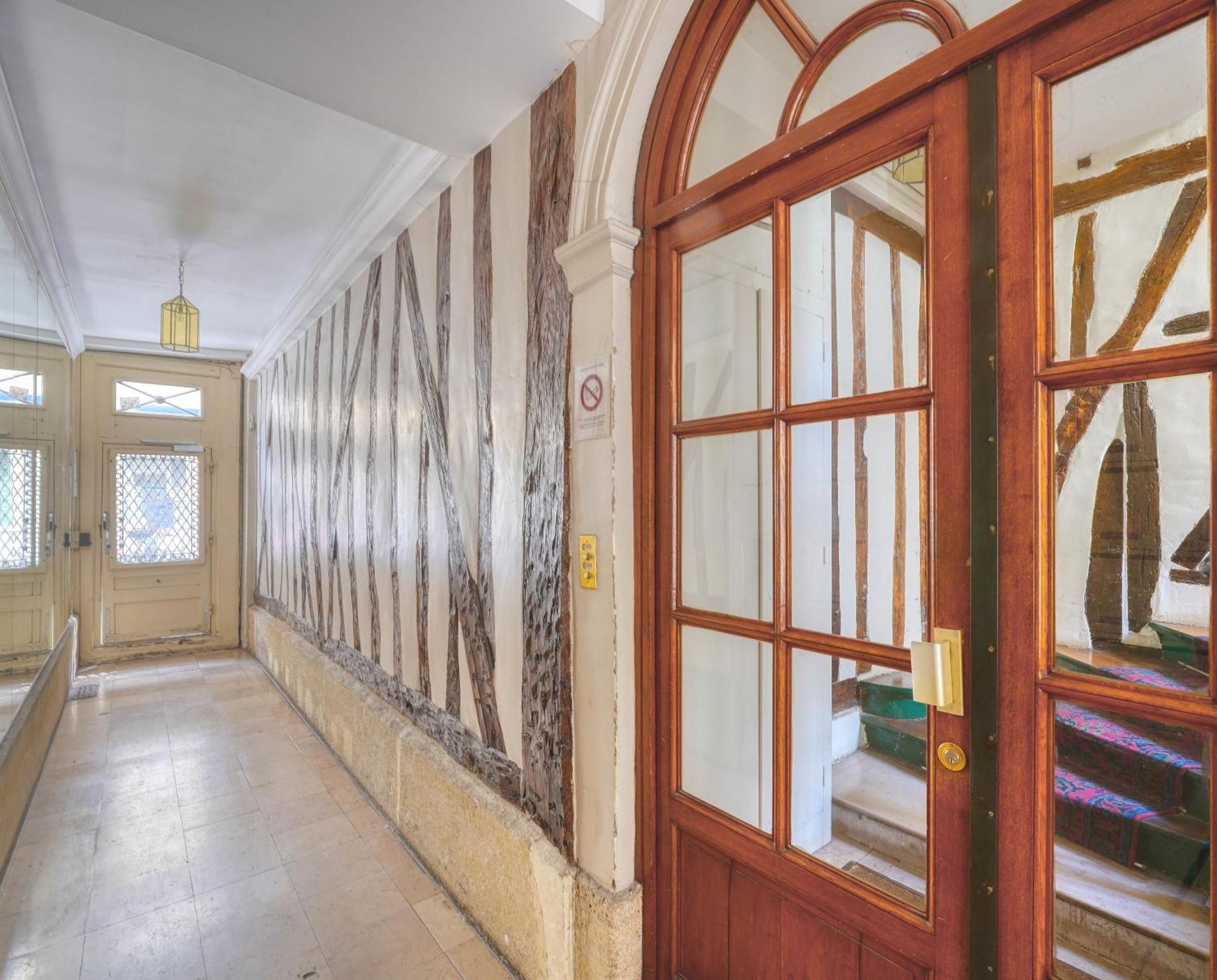Luxurious Flat In Saint-Germain-Des-Pres Apartment ปารีส ภายนอก รูปภาพ