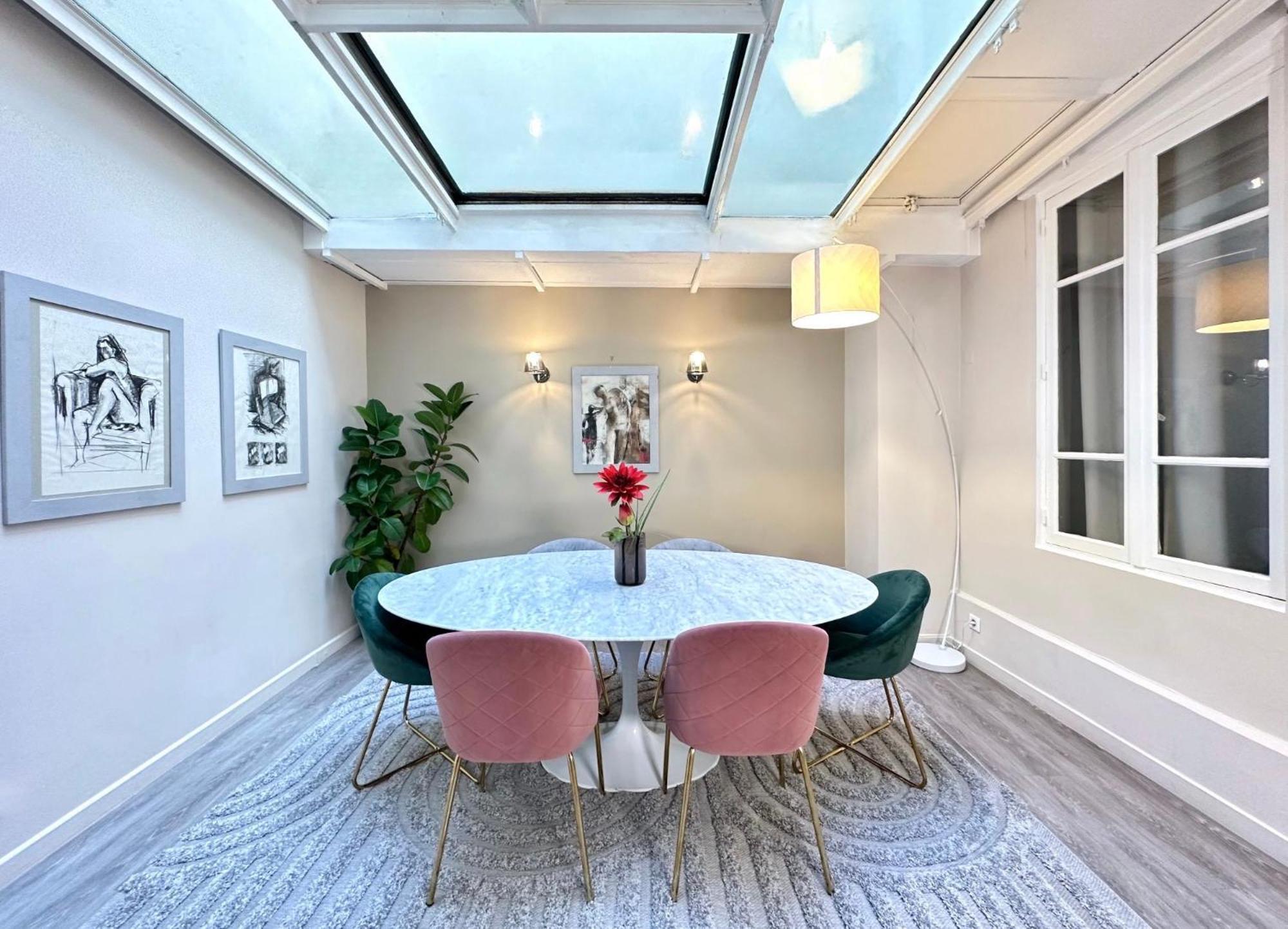 Luxurious Flat In Saint-Germain-Des-Pres Apartment ปารีส ภายนอก รูปภาพ