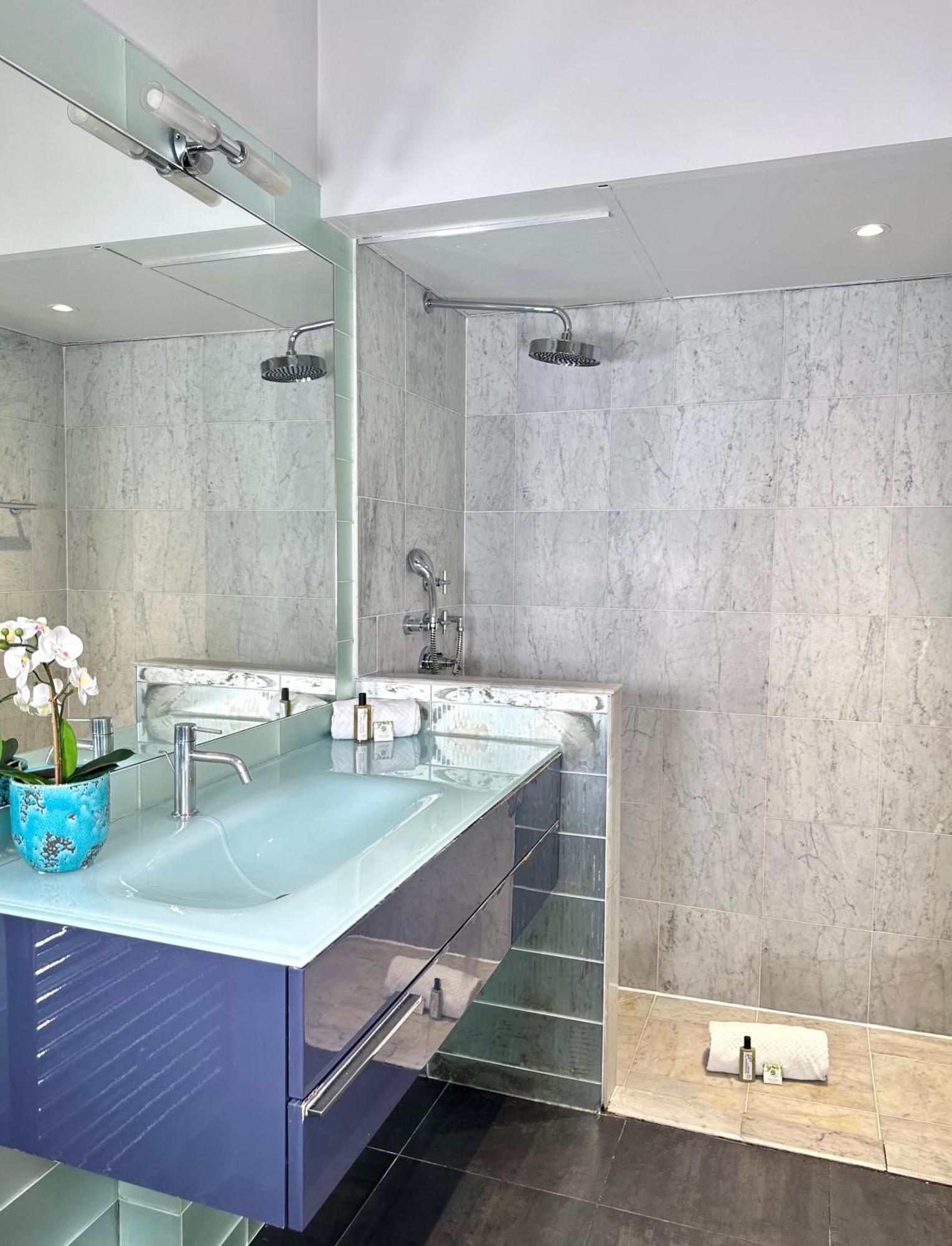 Luxurious Flat In Saint-Germain-Des-Pres Apartment ปารีส ภายนอก รูปภาพ